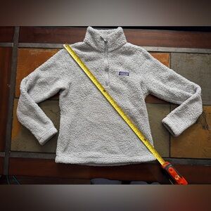 Patagonia small gray fleece 1/4 zip pockets warm cozy outerwear camping golf